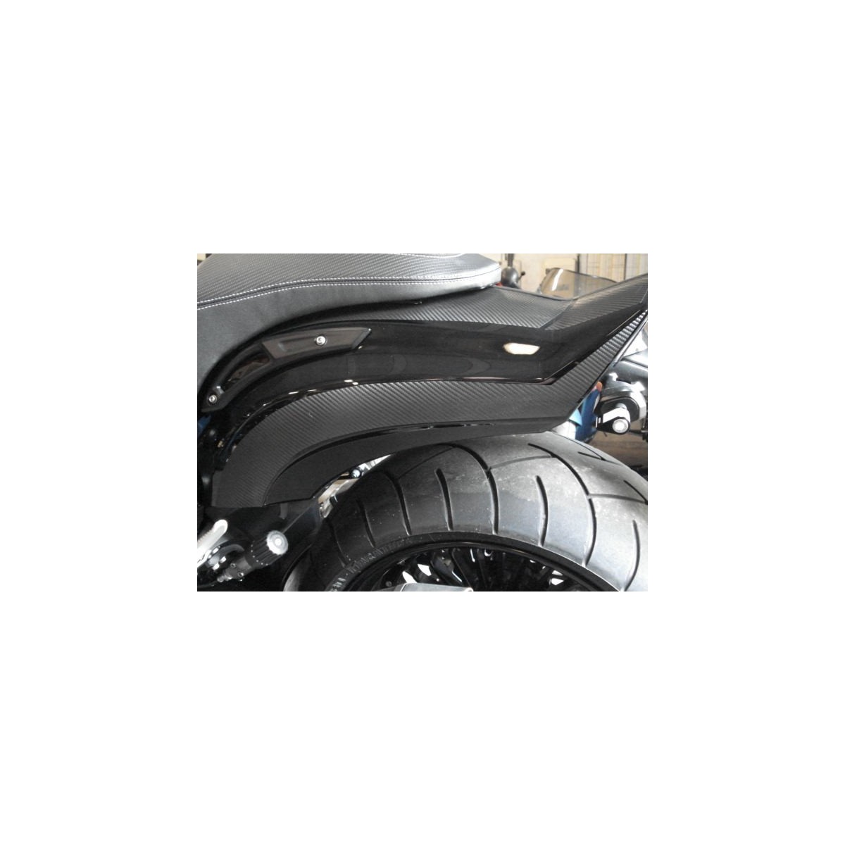 STICKERS NOIR CARBONE POUR VMAX 1700    