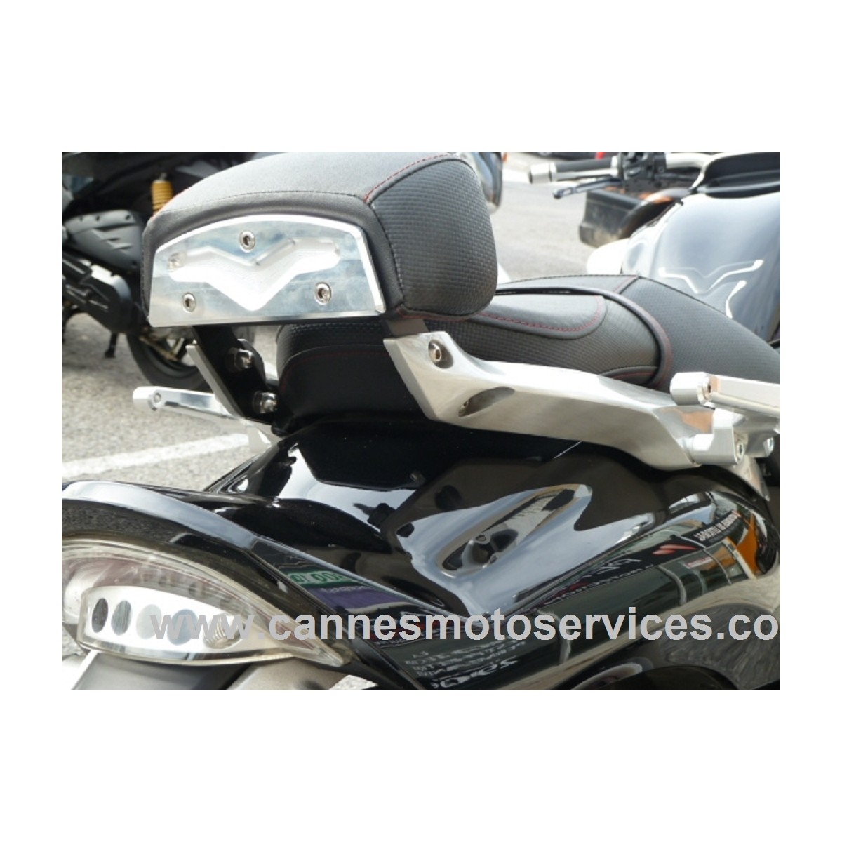 ENJOLIVEUR  DOSSIER ALU SISSY VMAX 1700