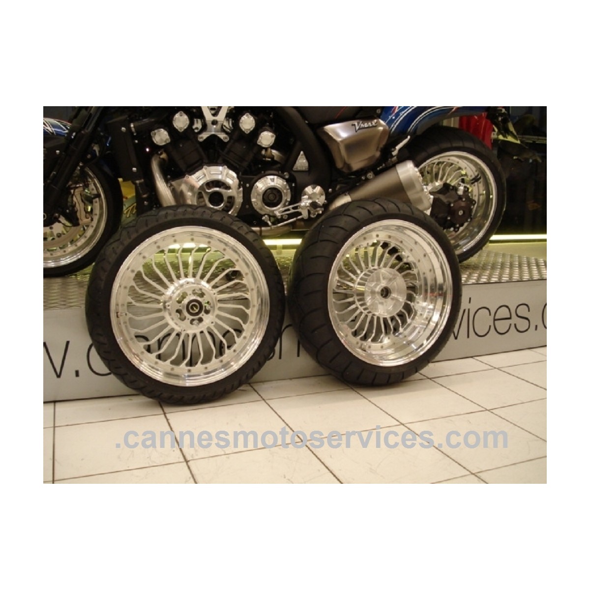 ENS 2 ROUES 24BR(AV3.5X18+AR 6X18)VMAX